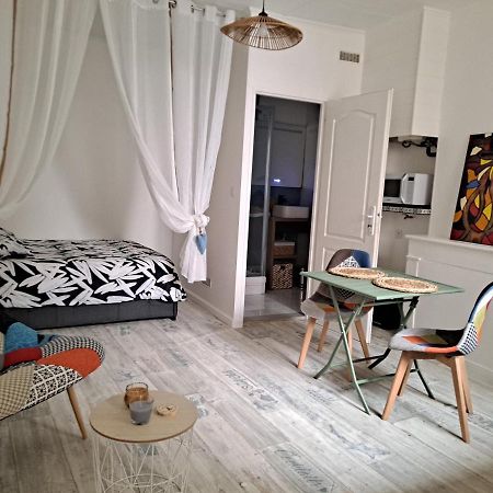 Studio Cosy Meuble, Terrasse Et Patio Pour Velo Рошфор Екстер'єр фото