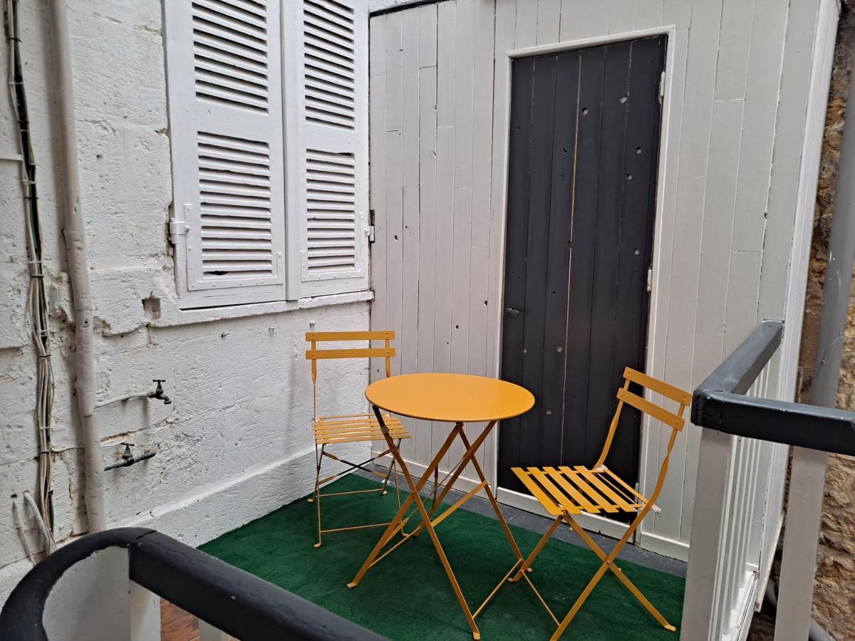 Studio Cosy Meuble, Terrasse Et Patio Pour Velo Рошфор Екстер'єр фото